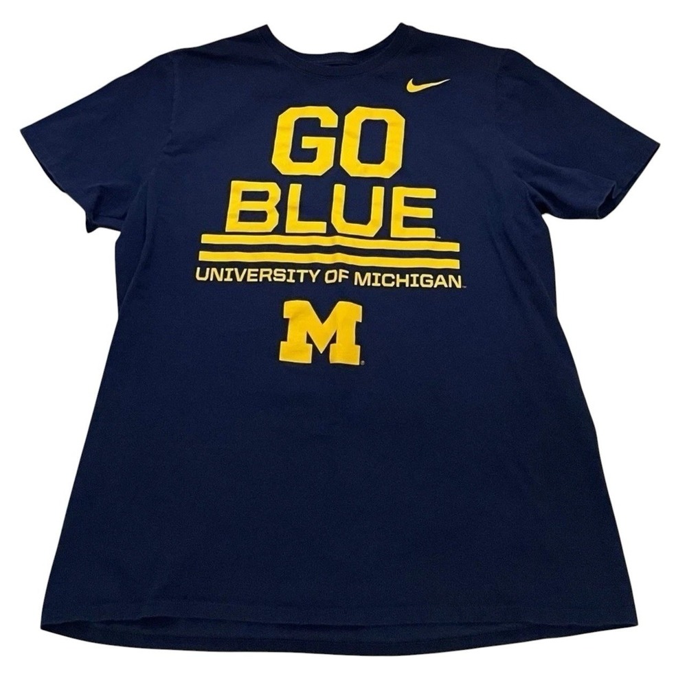 NIKE Women's UNIVERSITY OF MICHIGAN Wolverines Football XL ATHLETIC CUT Shirt